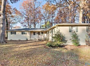 103 Brookwood Dr W, Athens, AL 35613