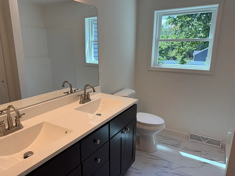 492 Clifton Park Center Rd #A — Photo 9