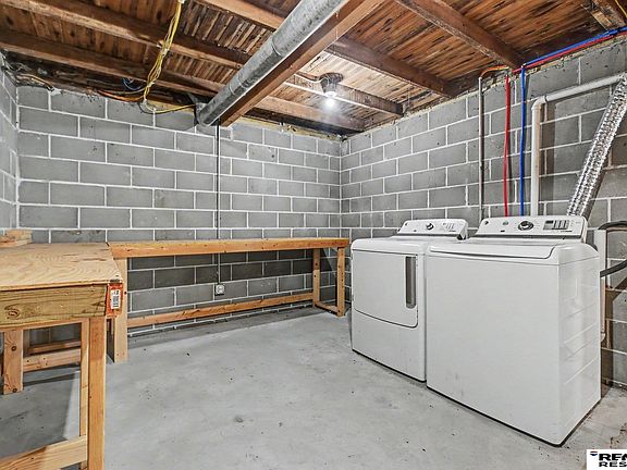 29th image of 825 N Walnut St