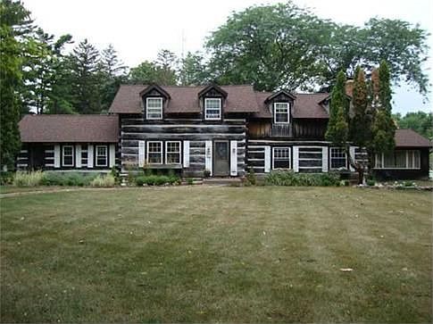 1st image of 304 S Wilhelm St