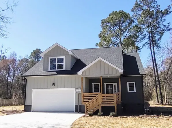 307 7th St, Butner, NC 27509