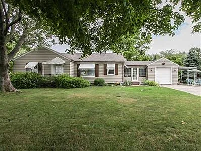 1101 Maynard Dr photo 1