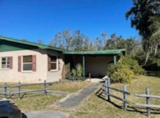 1076 N Citrus Ave, Crystal River, FL 34428