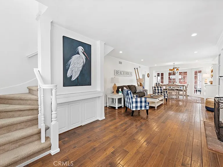 224 Amethyst Ave — Photo 3