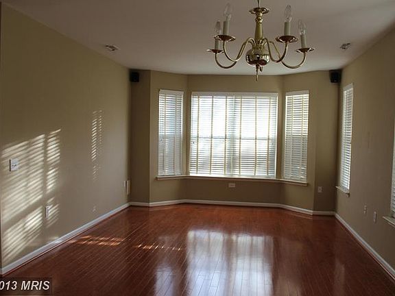 2nd image of 104 Cat Tail Ct