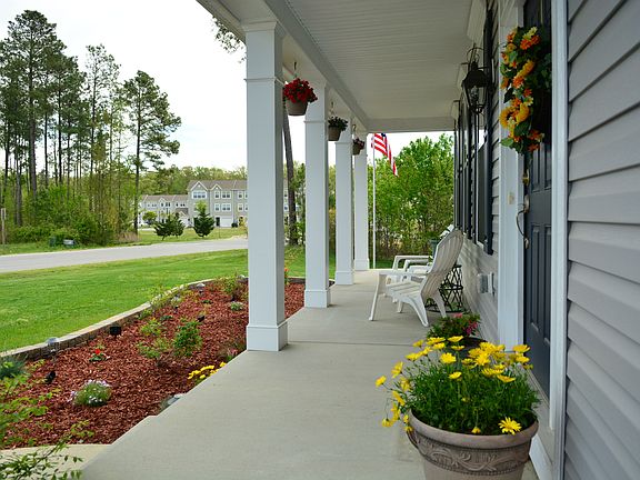 3rd image of 48059 Baywoods Dr