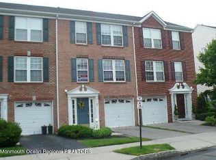 33 Abby Rd, Farmingdale, NJ 07727