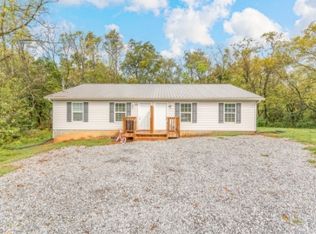 522 County Line Rd, Dandridge, TN 37725