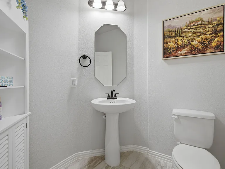 1216 Bayonet St — Photo 25