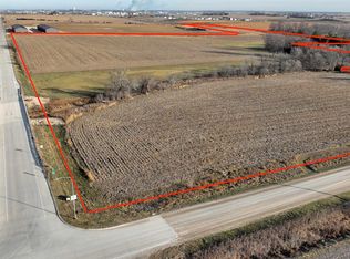 115 Benesh Ln, Cedar Rapids, IA 52404