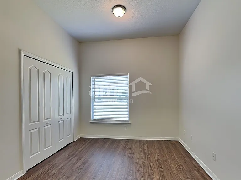 3584 Shrewsbury Dr — Photo 16