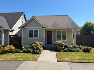 1117 10th St, Anacortes, WA 98221