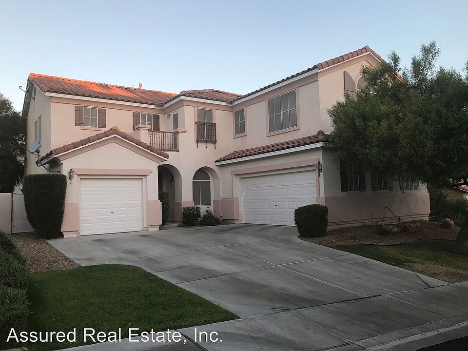 1st image of 305 Queen Creek Cir