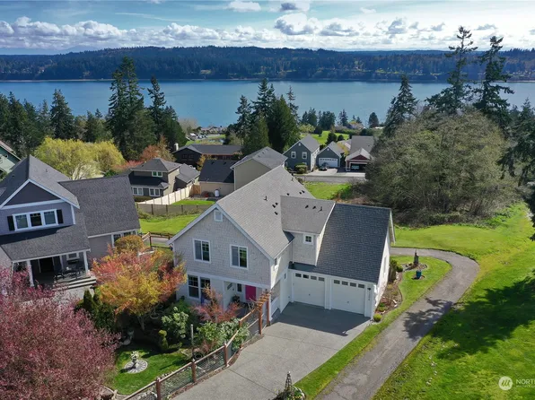 1306 Greenway Place, Freeland, WA 98249
