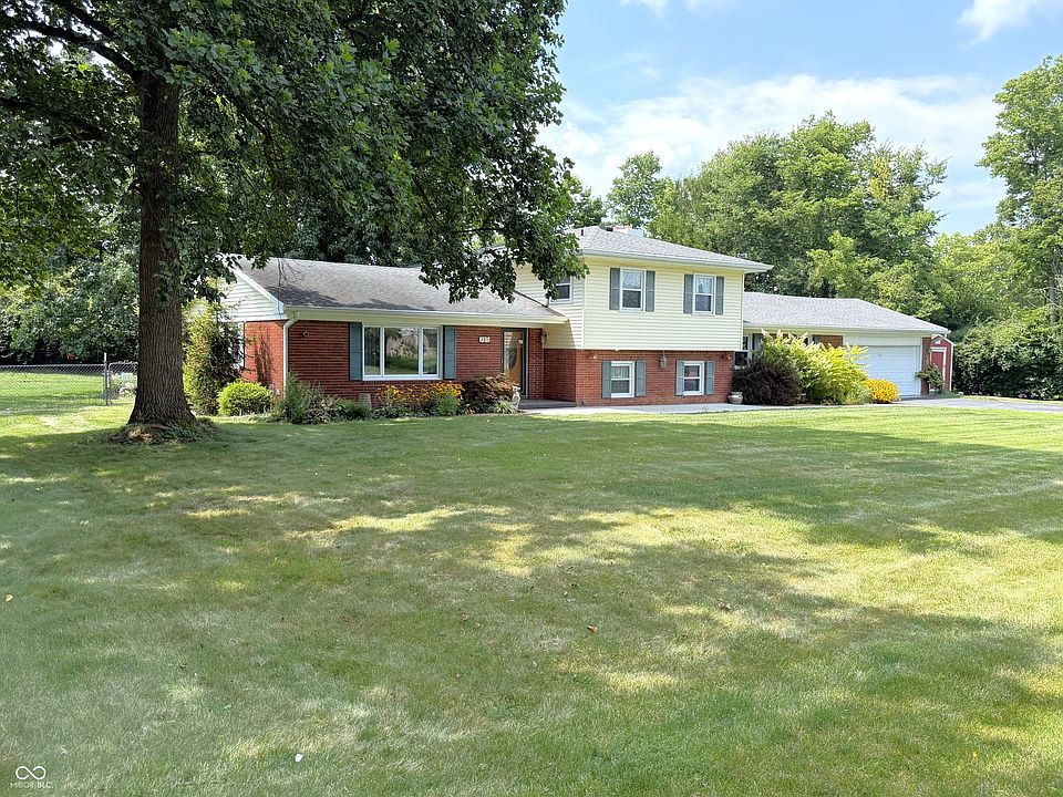 1st image of 345 N Pleasant Run