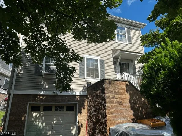 83 Crane St, Newark City, NJ 07104