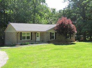 7950 Seneca Dr NE, Georgetown, IN 47122