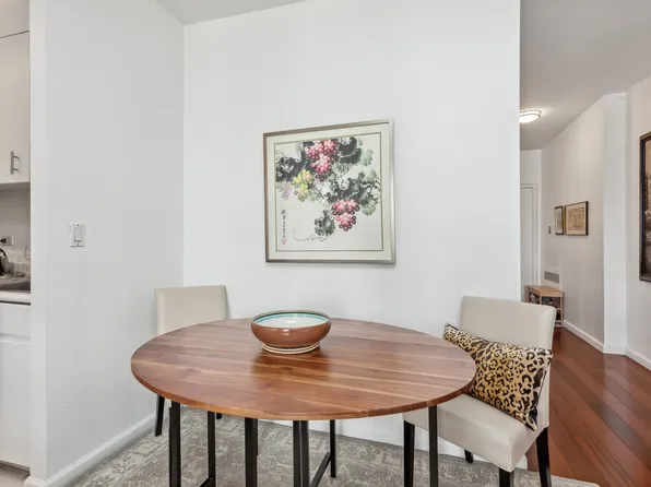 350 Albany Street image 6 of 7