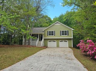 14 Highland Dr, Carrollton, GA 30116