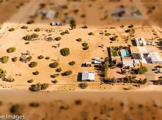 10772 Zing Rd, Phelan, CA 92371