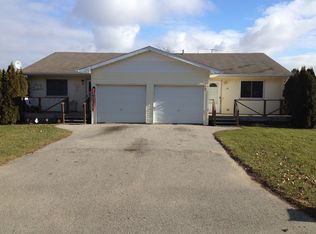 32 N Black River Rd, Croswell, MI 48422