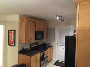 2710 Hillside Ter, Louisville, KY 40206