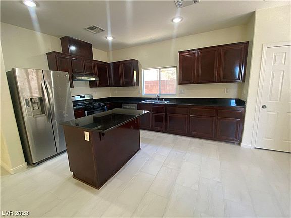 5th image of 6792 Antique Oak Ct