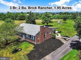 2076 Gomer Rd, Chambersburg, PA 17202