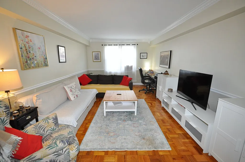 1 bed, 850 sqft, $2,600 — Photo 2