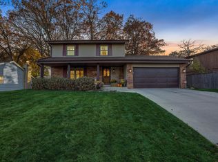 4231 89th St, Kenosha, WI 53142