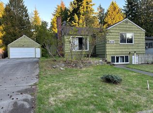 18318 3rd Ave NE, Seattle, WA 98155