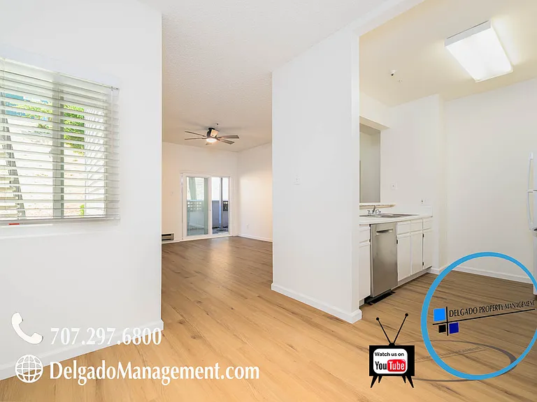 1201 Glen Cove Pkwy #806 — Photo 5