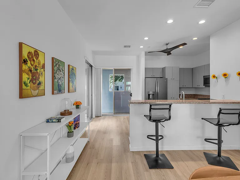220 Enterprise Way — Photo 26