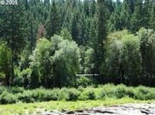 6456 Tyee Rd, Umpqua, OR 97486