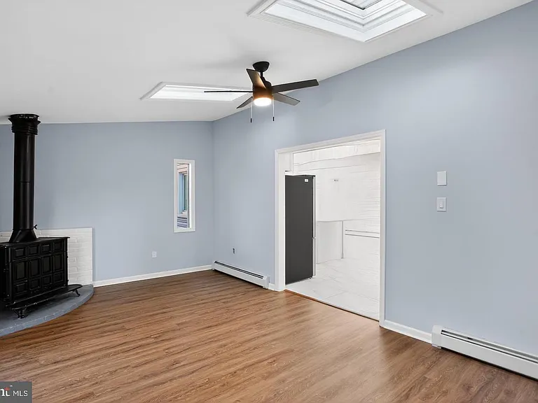 78 Barrington Ln — Photo 11