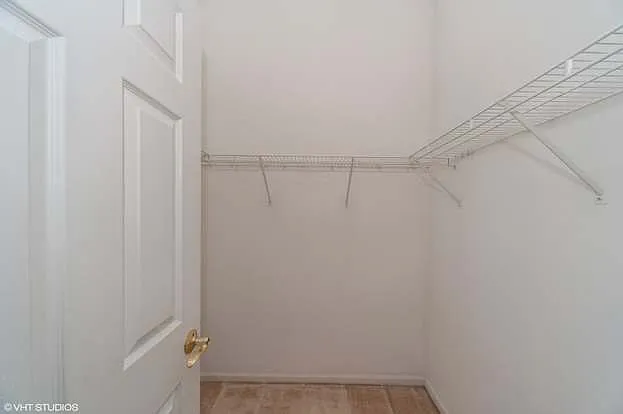 593 Prestwick Ln — Photo 27