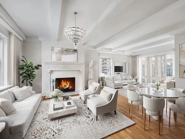 2 W 67th St #14G, New York, NY 10023