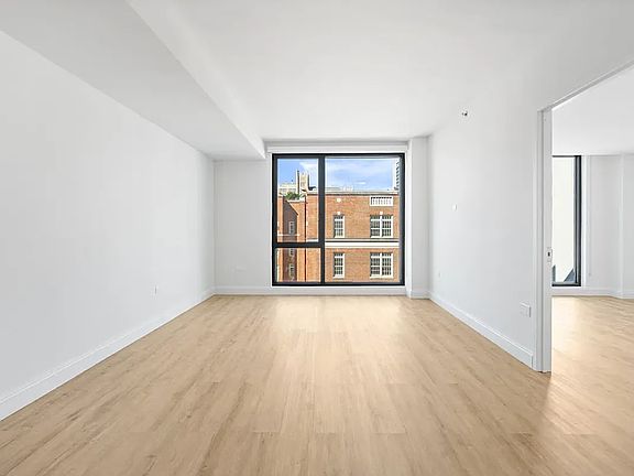 5th image of 300 W 136th St #8C