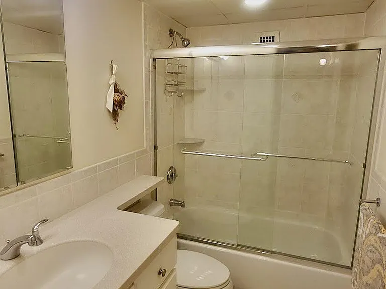 1001 City Ave #EE-1021 — Photo 2