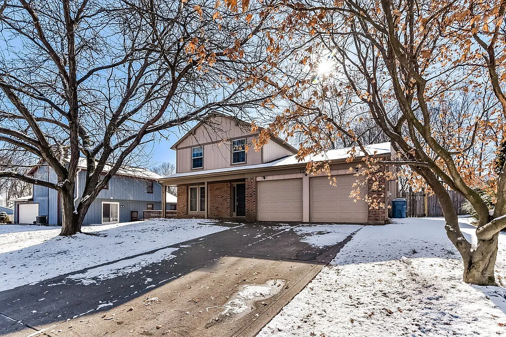 Building Photo - 7551 Rogers Dr