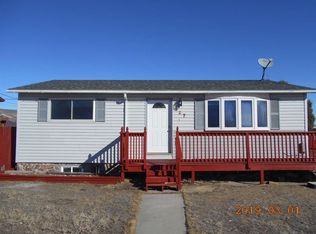 327 E Miller St, Rawlins, WY 82301