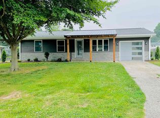 18 Lynwood Dr, Washington, IN 47501