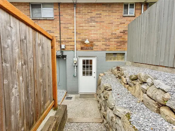 2715 S 7th St, Tacoma, WA