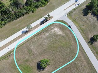 2 Donlon Dr #26, Rotonda West, FL 33947