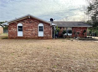 1803 Dickson St, Opelika, AL 36801