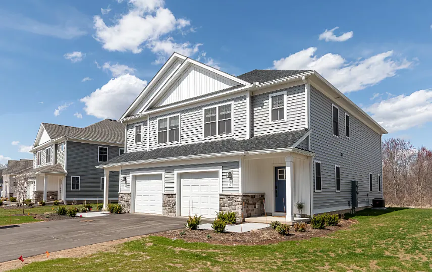 The Grand Meadows — Photo 2