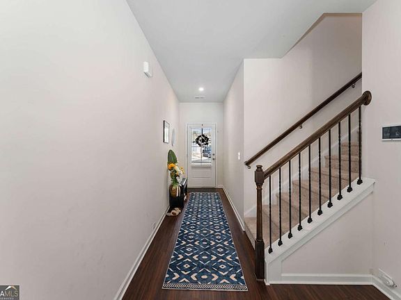 5th image of 1114 Chastain Dr