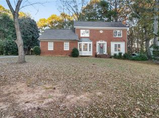 1020 Leslie Pl, Lithonia, GA 30058