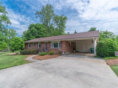 200 Brookview Cir, Jamestown, NC, 27282