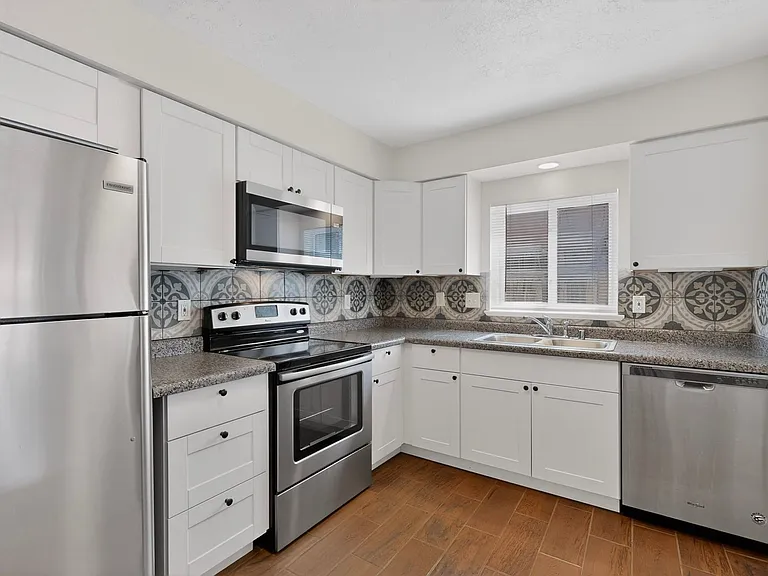 5109 Redlands Rd NW — Photo 25